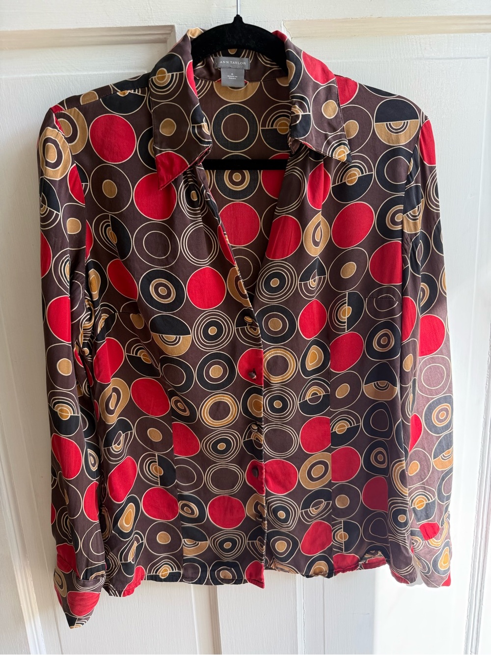 Ann Taylor Silk Brown Button-Down Retro 70s Blouse with Red & Gold Circle Print